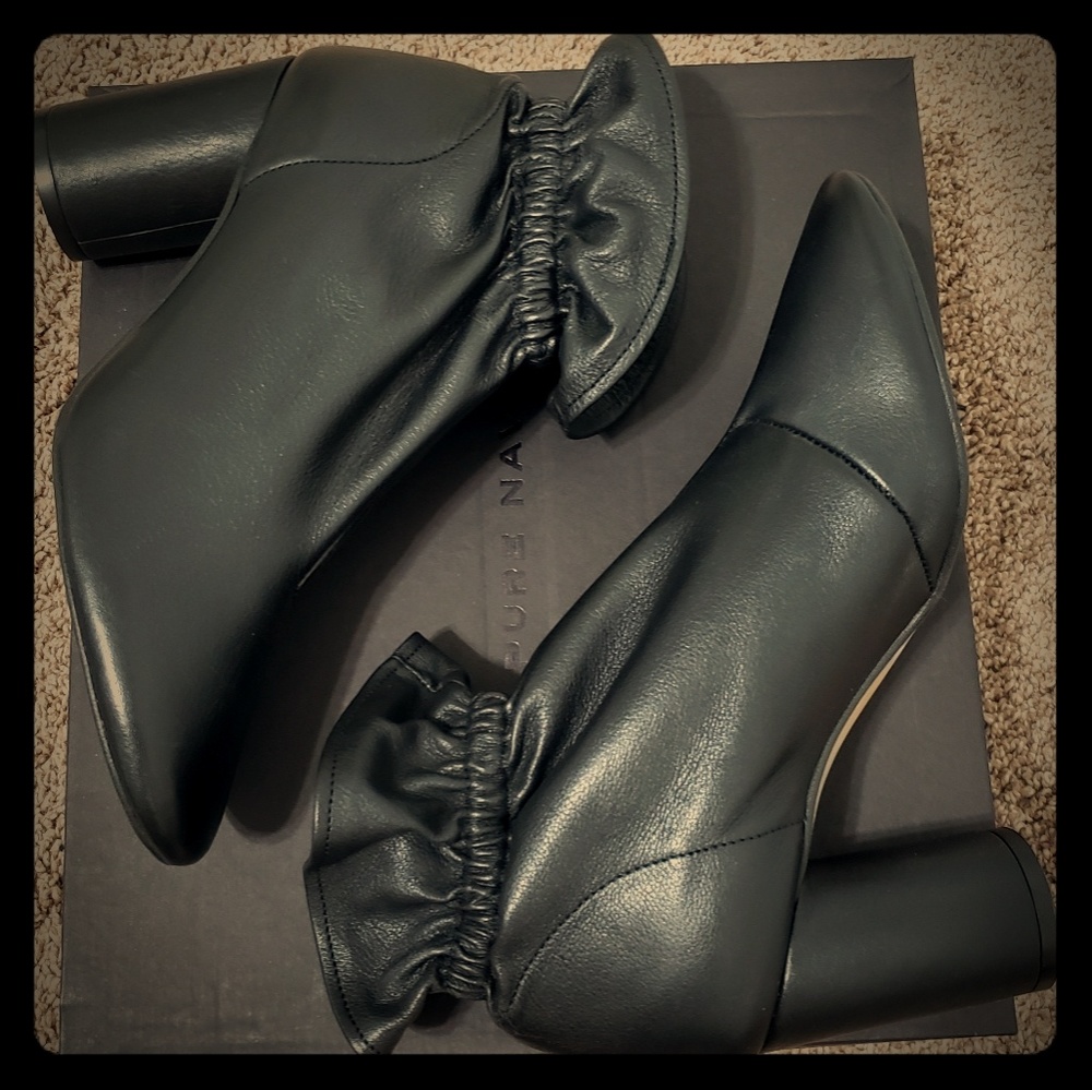 Pure Navy Jari Bootie in Black Leather